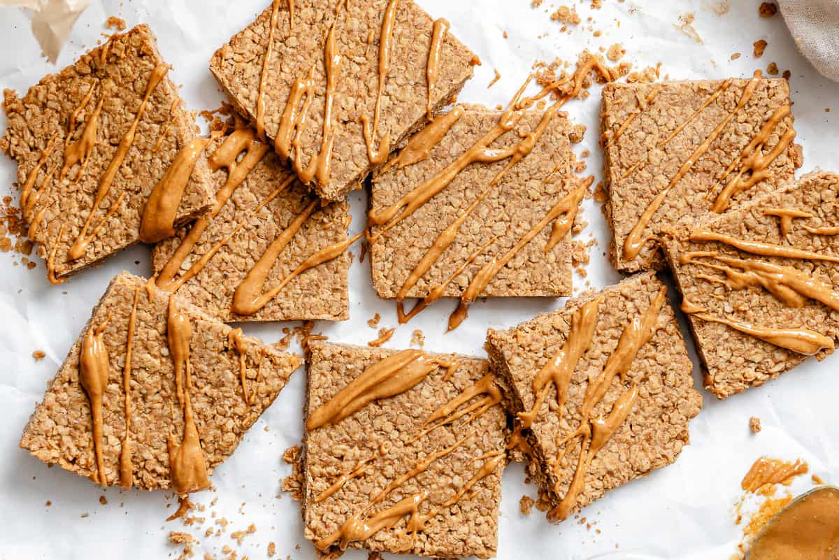 Quick Vegan & GF Peanut Butter Flapjack Recipe: Adaptable Sweet Treat